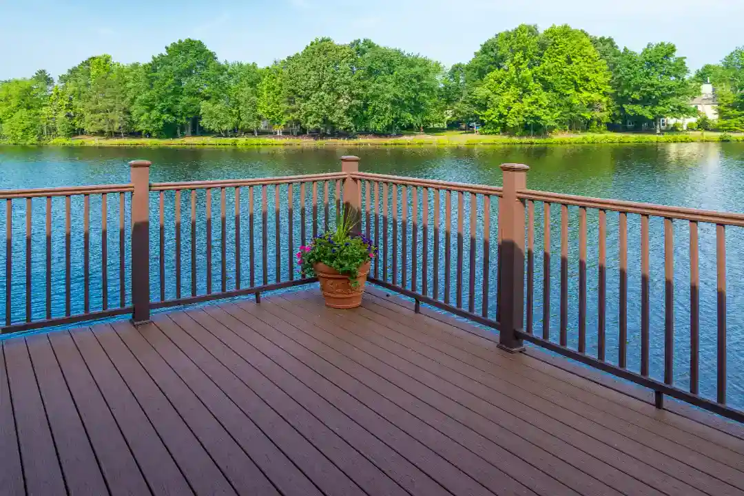 Decking Hills District